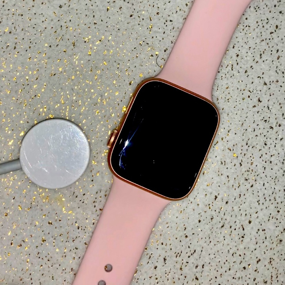 Sold on Facebook 💖Apple Watch -- Series 5 44mm Rose Gold